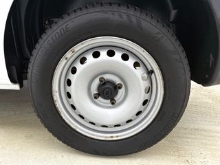 Voertuigafbeelding 31