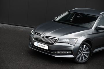 Voertuigafbeelding 3