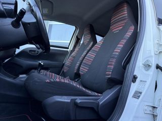 Voertuigafbeelding 4