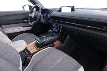 Voertuigafbeelding 3