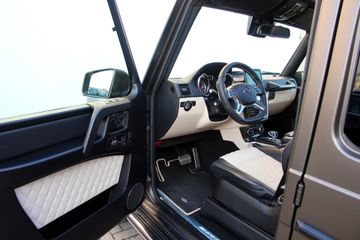 Voertuigafbeelding 12