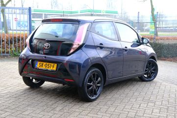 Voertuigafbeelding 2