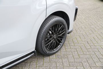 Voertuigafbeelding 5