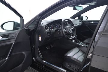 Voertuigafbeelding 12