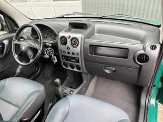 Voertuigafbeelding 6