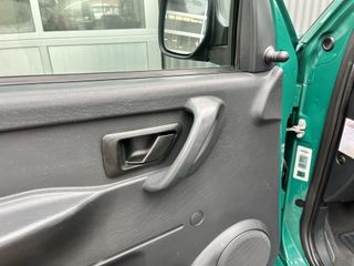 Voertuigafbeelding 8