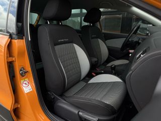 Voertuigafbeelding 12