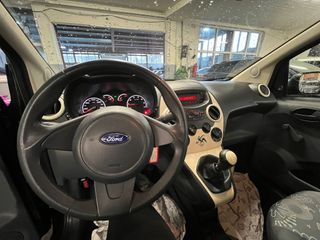 Voertuigafbeelding 12