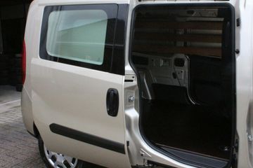 Voertuigafbeelding 13