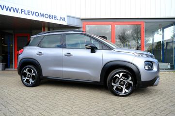 Voertuigafbeelding 3