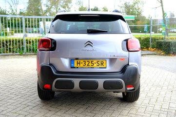 Voertuigafbeelding 7