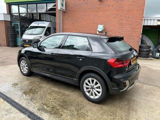 Voertuigafbeelding 8