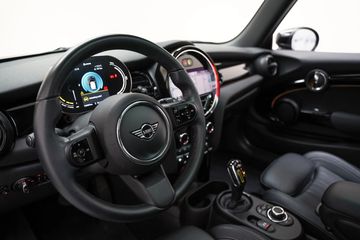 Voertuigafbeelding 13