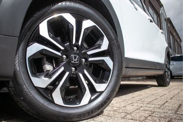 Voertuigafbeelding 12