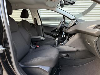 Voertuigafbeelding 17