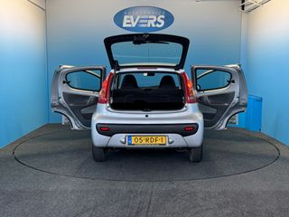 Voertuigafbeelding 12