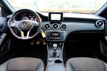 Voertuigafbeelding 10