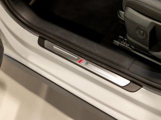 Voertuigafbeelding 25