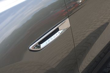 Voertuigafbeelding 35