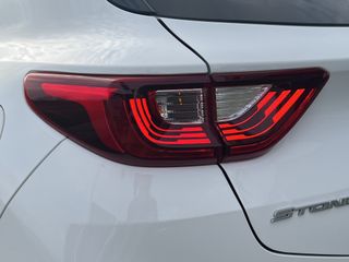 Voertuigafbeelding 9