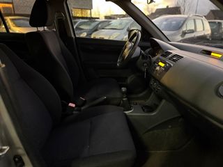 Voertuigafbeelding 4