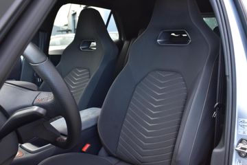 Voertuigafbeelding 7