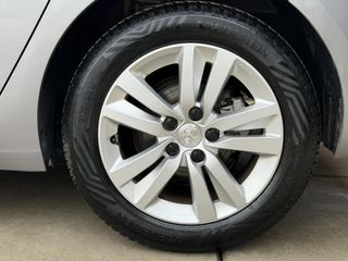 Voertuigafbeelding 25