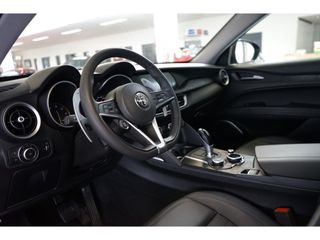 Voertuigafbeelding 8