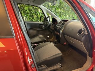 Voertuigafbeelding 10