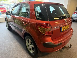 Voertuigafbeelding 3