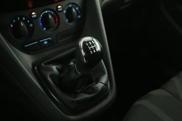 Voertuigafbeelding 17