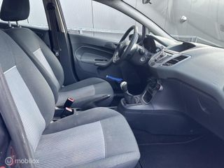 Voertuigafbeelding 7