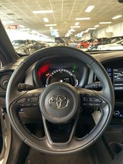 Voertuigafbeelding 13