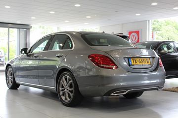 Voertuigafbeelding 3