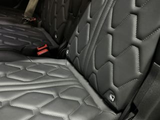 Voertuigafbeelding 16