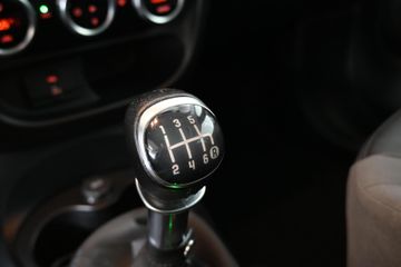 Voertuigafbeelding 15