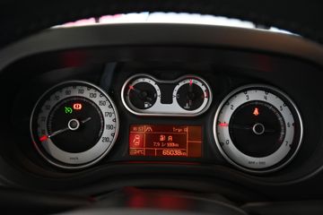 Voertuigafbeelding 16