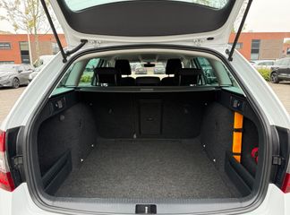 Voertuigafbeelding 37