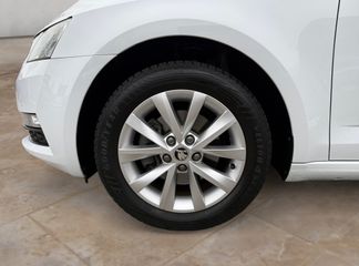 Voertuigafbeelding 38