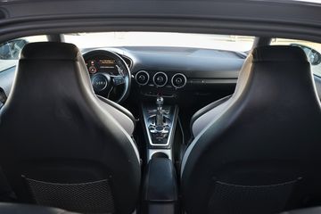 Voertuigafbeelding 28