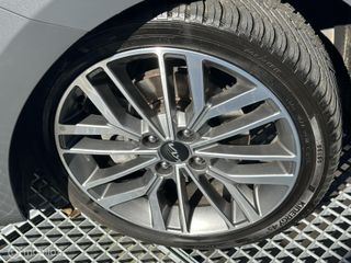 Voertuigafbeelding 19