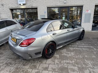 Voertuigafbeelding 6