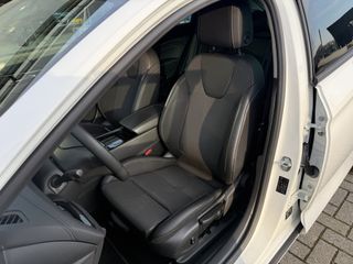 Voertuigafbeelding 6