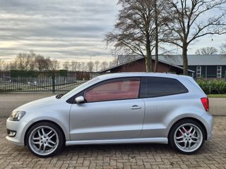 Voertuigafbeelding 6