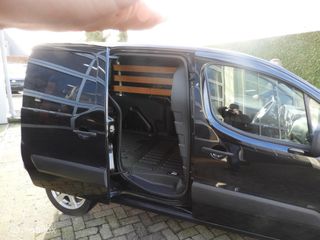 Voertuigafbeelding 6