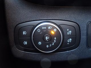 Voertuigafbeelding 13