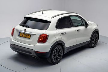 Voertuigafbeelding 10