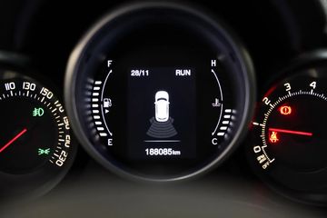 Voertuigafbeelding 4