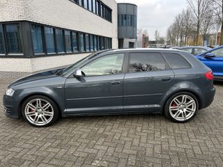 Voertuigafbeelding 6