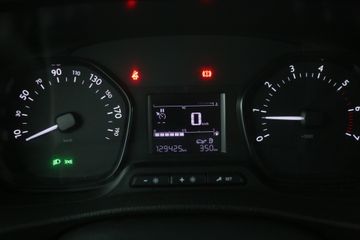 Voertuigafbeelding 8